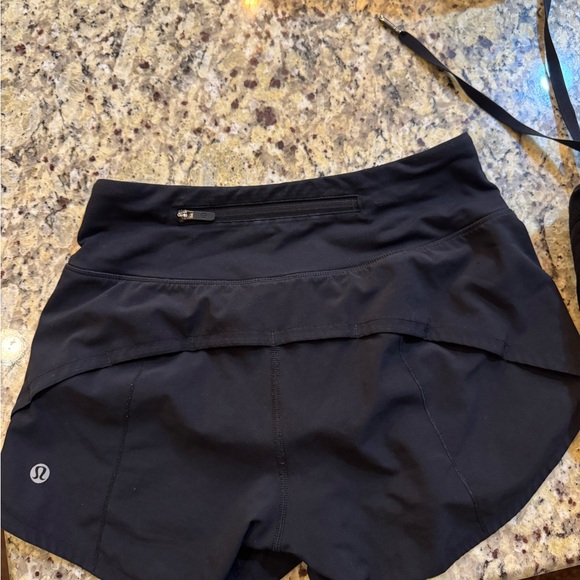 Lululemon speed up HR shorts 4in size 0 - Picture 3 of 4
